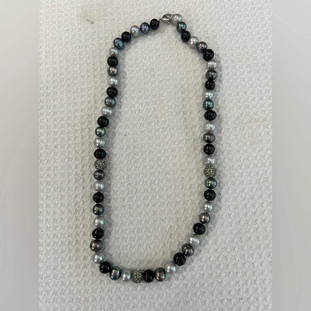Iridescent Honora Pearl Necklace in Assorted Colors - Picture 6 of 7